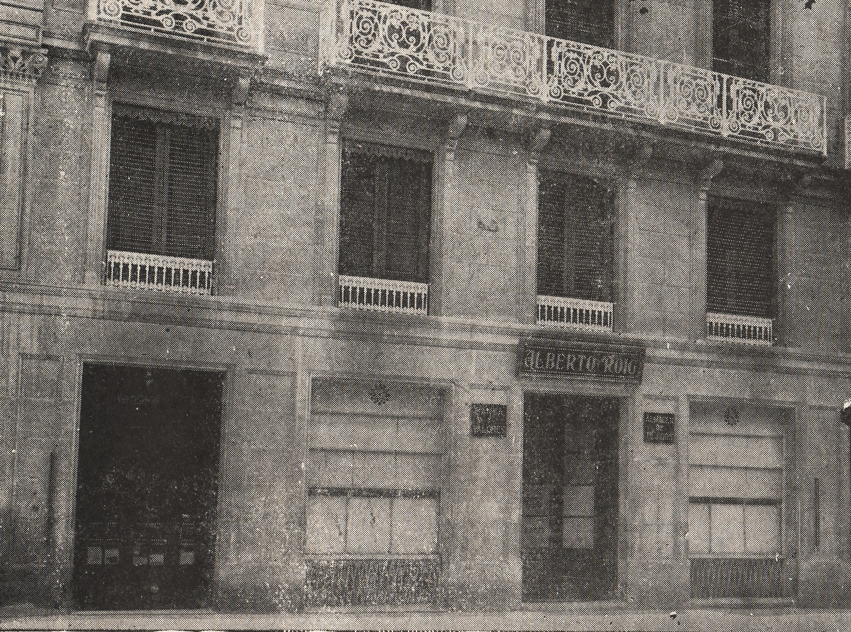 Accionista de esta Casa de Banca